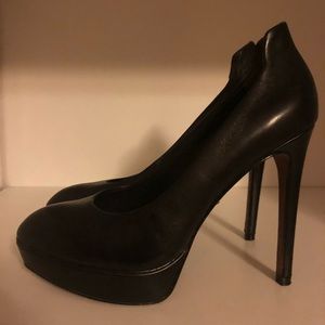 Pour La Victoire Black Pumps size 6